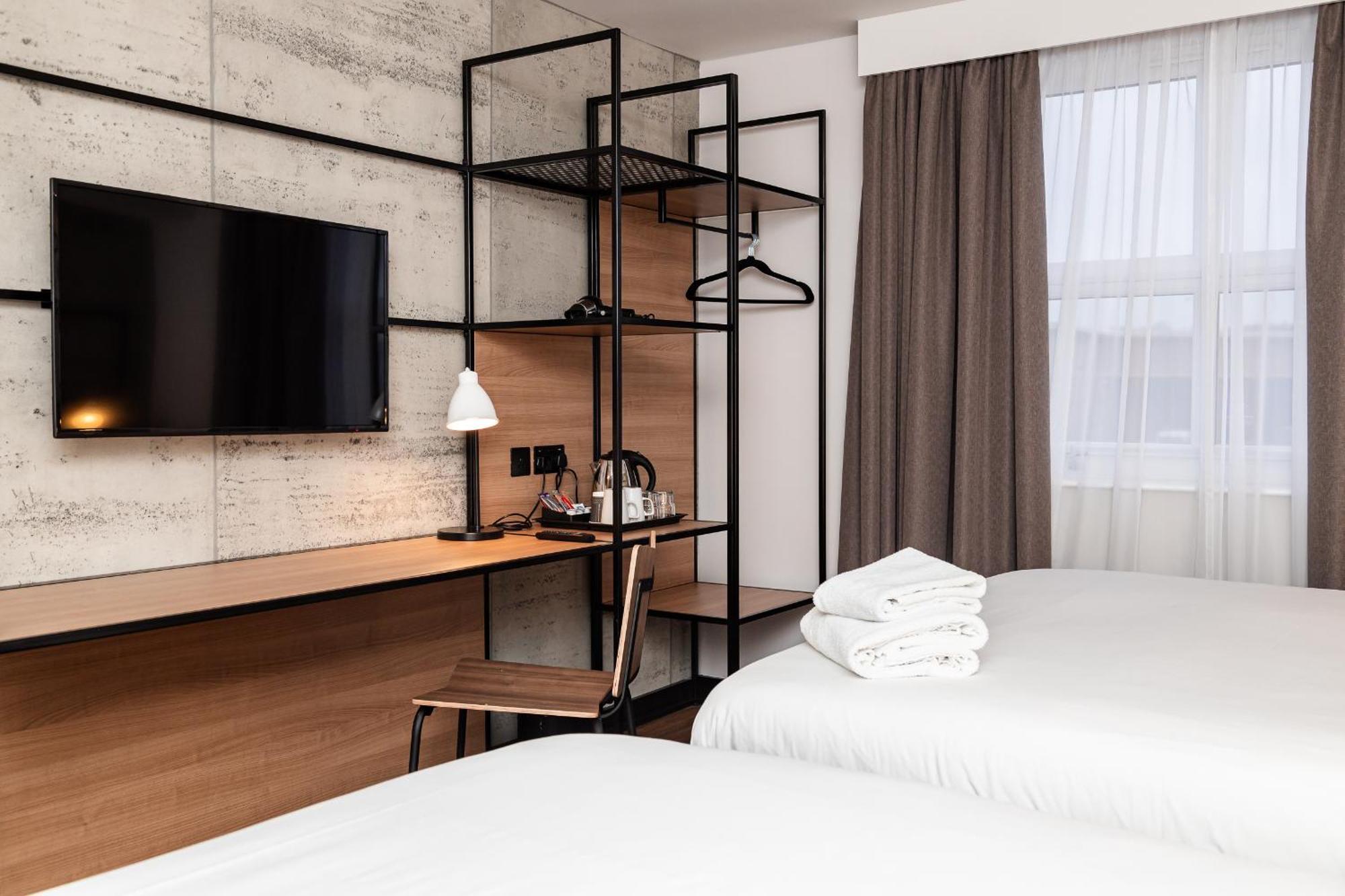 Ibis Coleraine Riverside エクステリア 写真
