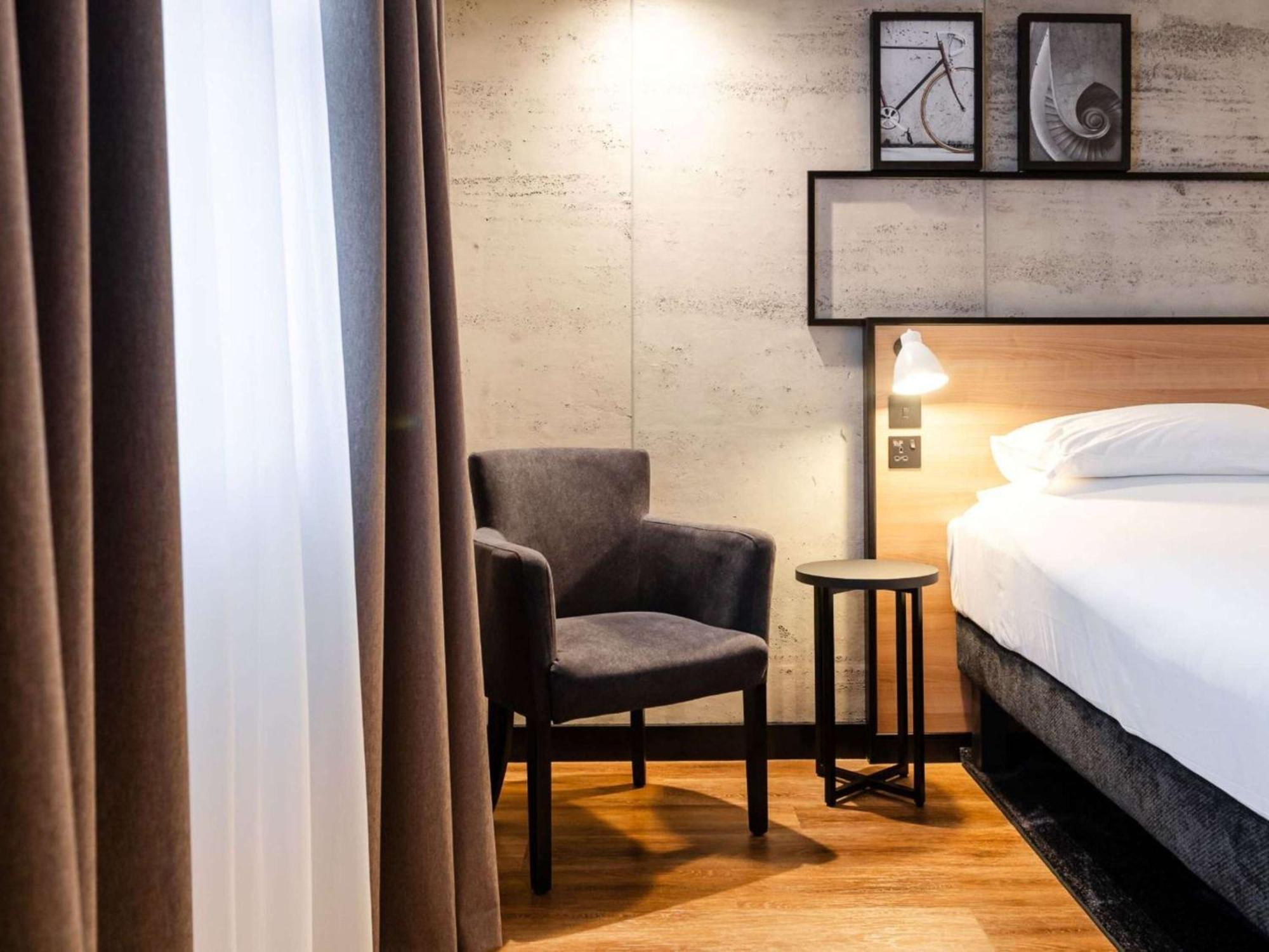 Ibis Coleraine Riverside エクステリア 写真